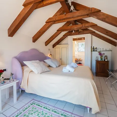 Relais Annalara Charme And Relax 招待所 4*